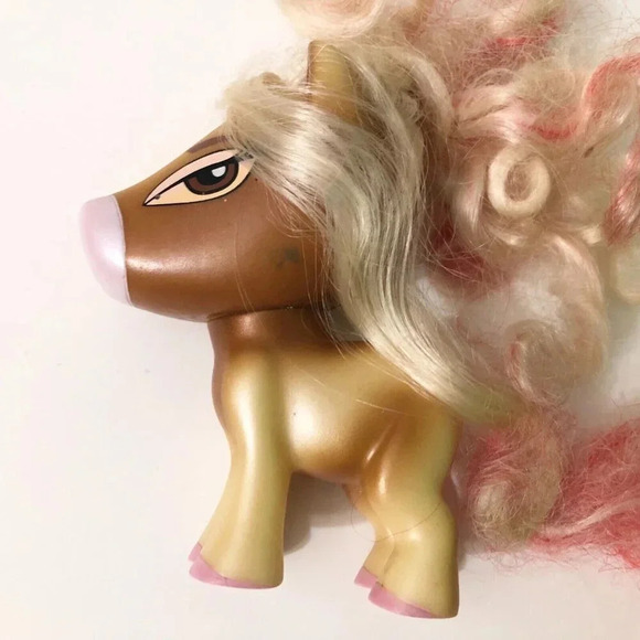 MGA  Bratz Circuz Ponyz Shayla Circus Pony Toy TLC - Picture 7 of 16